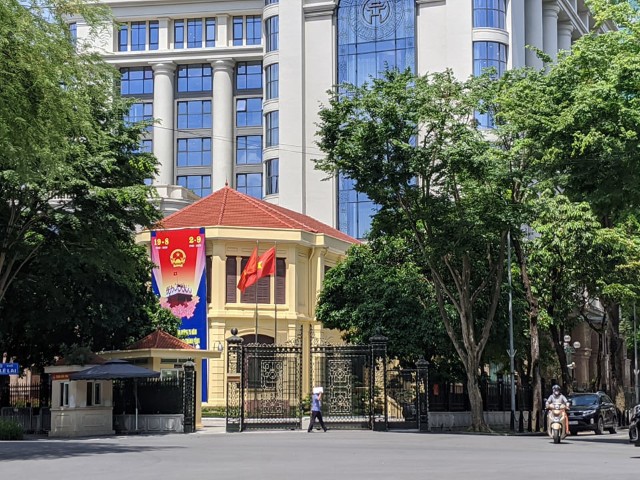 Chương trình hành động của Đảng bộ TP thực hiện Nghị quyết Đại hội XIII của Đảng gắn với thực hiện Nghị quyết Đại hội XVII Đảng bộ TP 